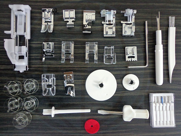Комплектация Janome 5024